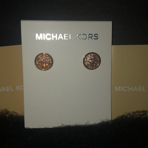 Michael Kors Matching Jewelry Set - Picture 7 of 8